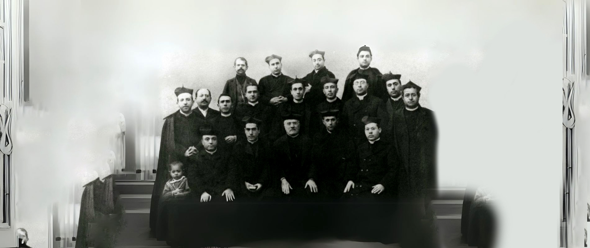 padre-eustaquio-sacerdocio-topo